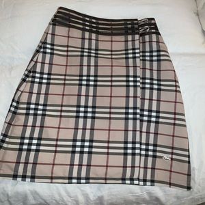 Burberry skirt